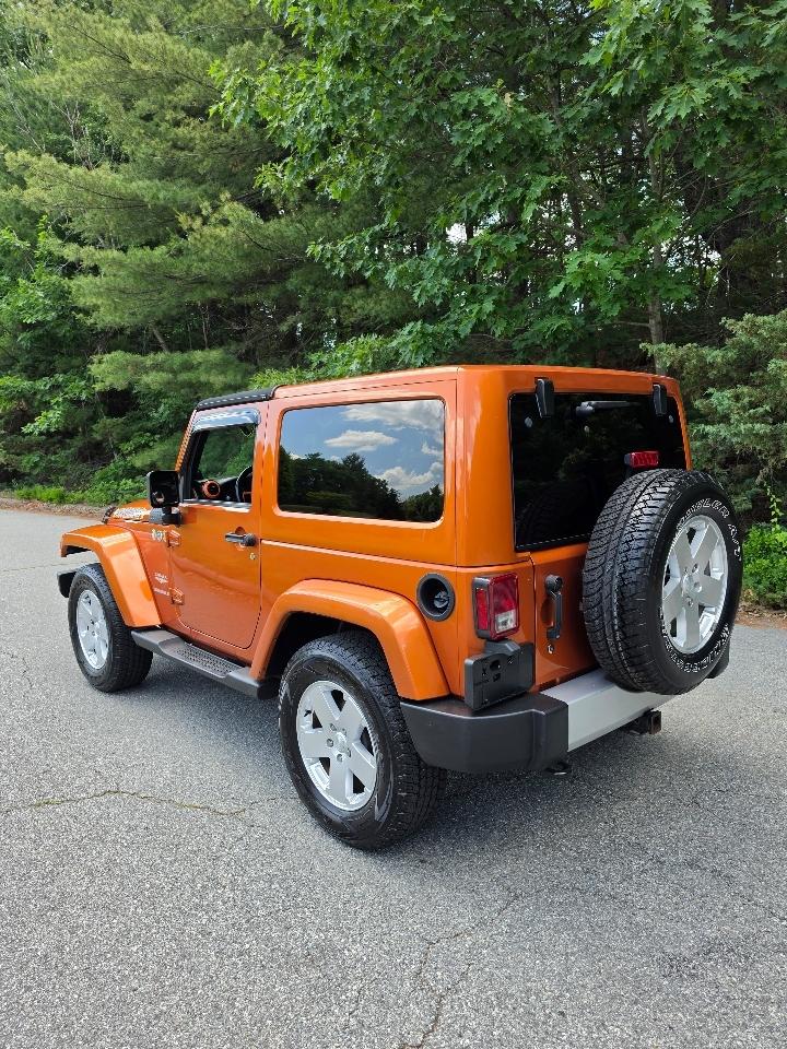 Jeep Wrangler Sahara 4WD 2011
