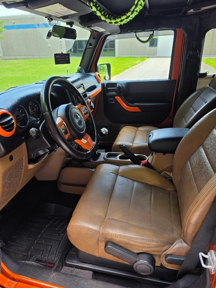 Jeep Wrangler Sahara 4WD 2011