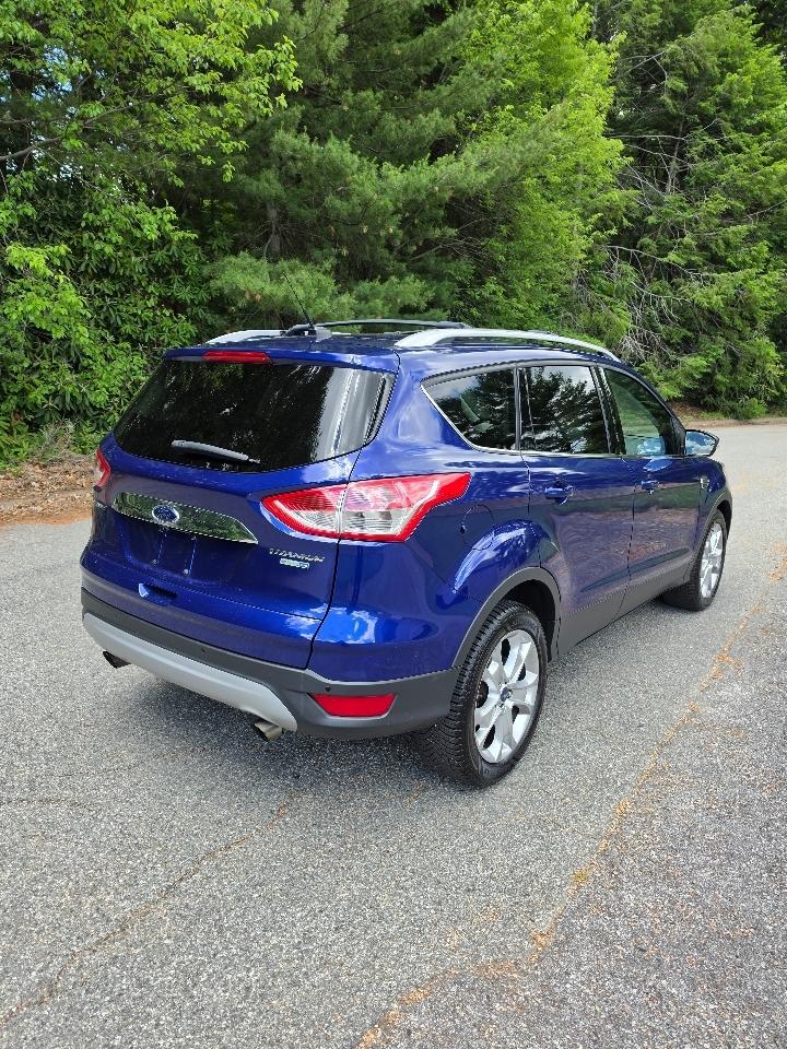 Ford Escape Titanium 4WD 2014