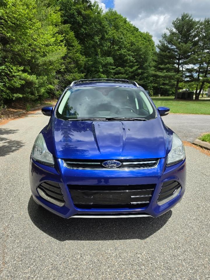 Ford Escape Titanium 4WD 2014