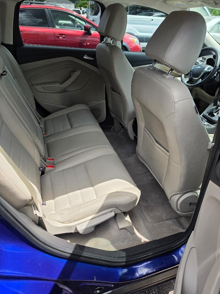 Ford Escape Titanium 4WD 2014