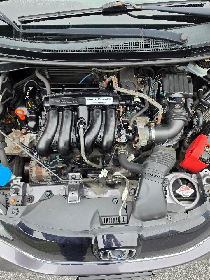 Honda Fit EX 6-Spd MT 2015