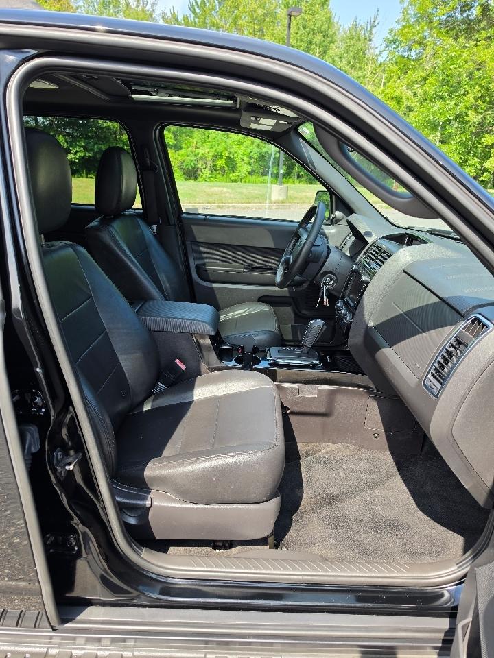 Ford Escape Limited FWD 2010