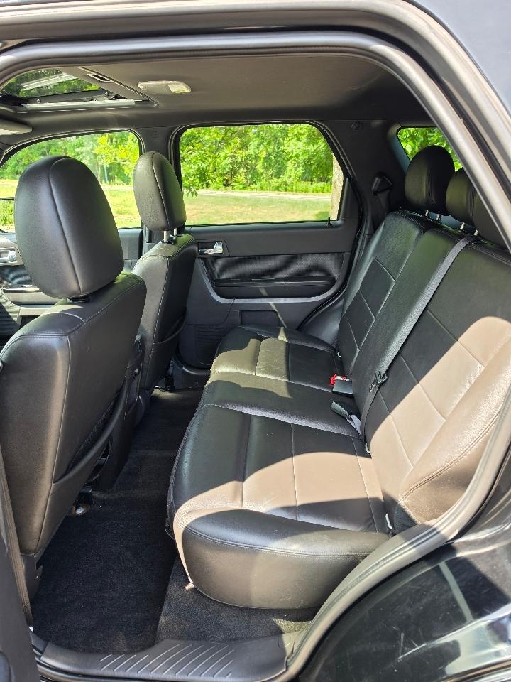 Ford Escape Limited FWD 2010