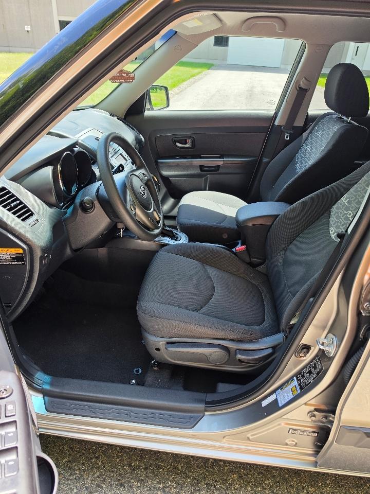 Kia Soul + 2011