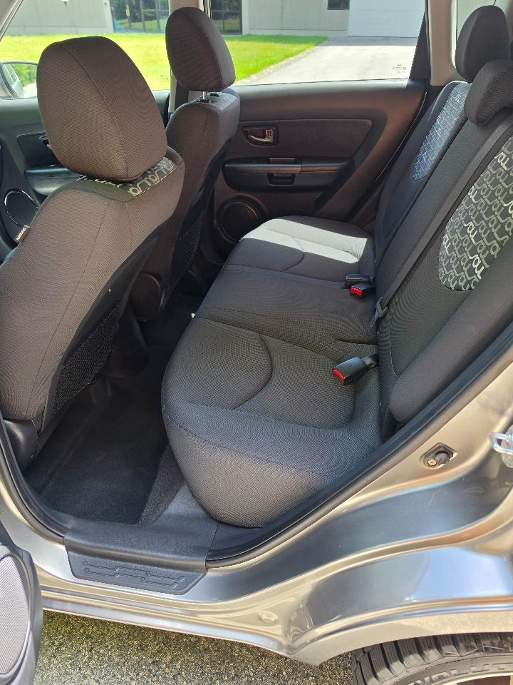 Kia Soul + 2011
