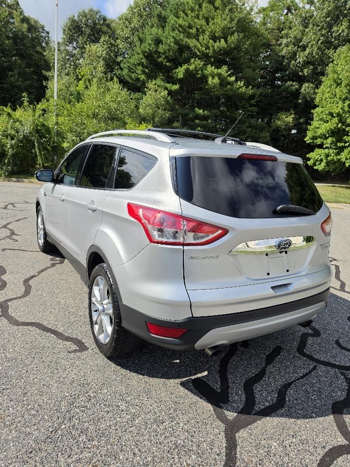 Ford Escape Titanium 4WD 2015