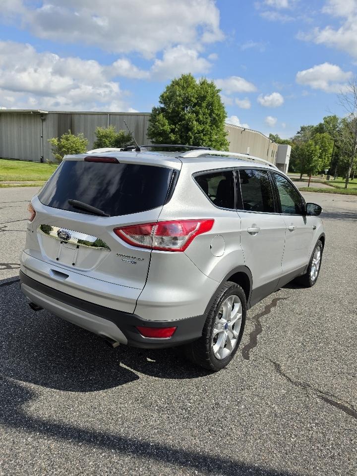 Ford Escape Titanium 4WD 2015