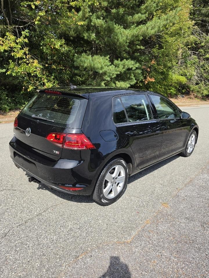 Volkswagen Golf TSI S 6A 2017