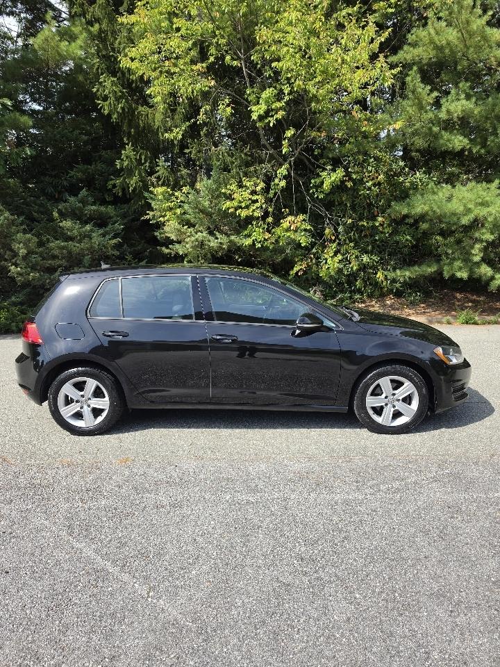 Volkswagen Golf TSI S 6A 2017