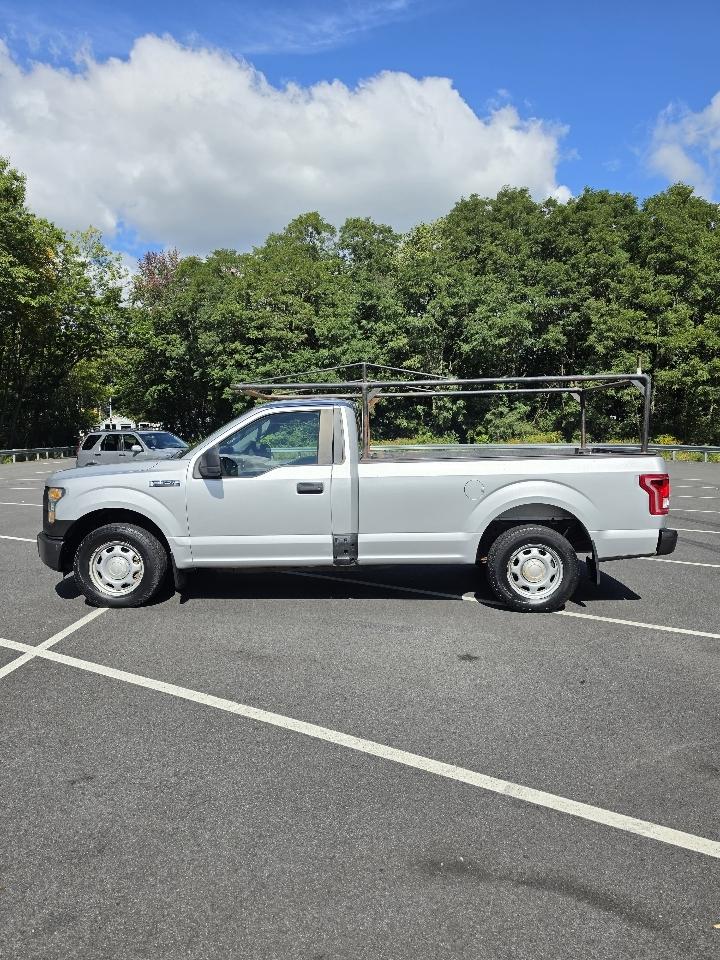 Ford F-150 XLT 8-ft. Bed 2WD 2016