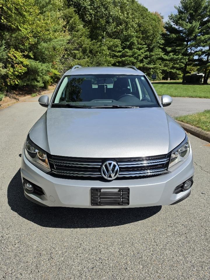 Volkswagen Tiguan S 4Motion 2012