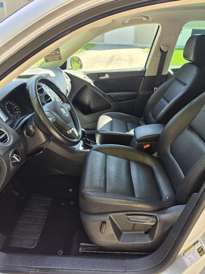 Volkswagen Tiguan S 4Motion 2012