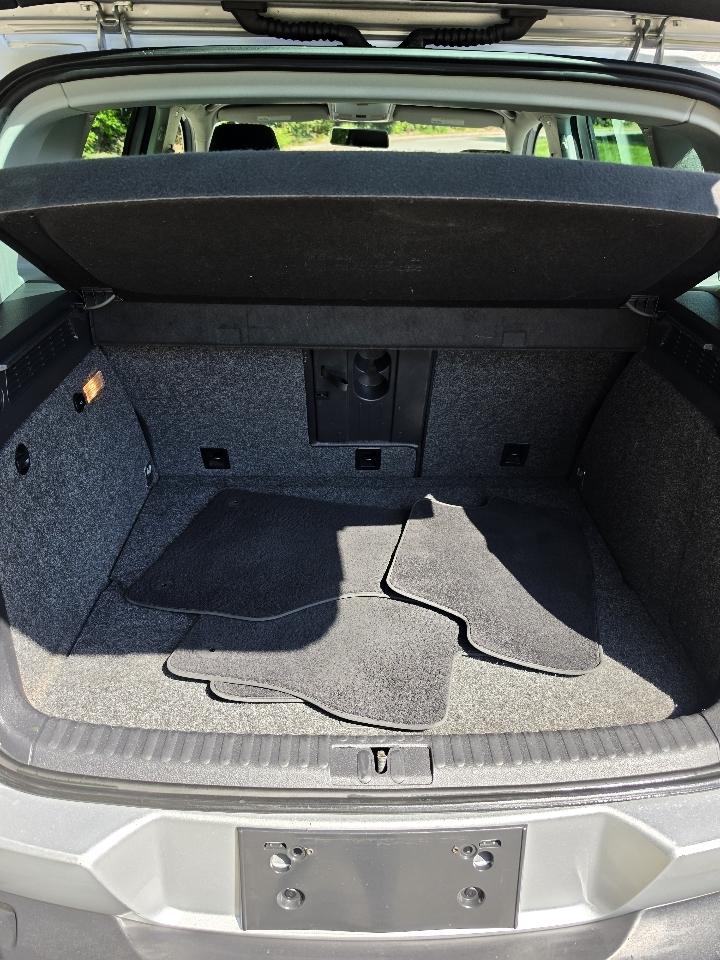 Volkswagen Tiguan S 4Motion 2012