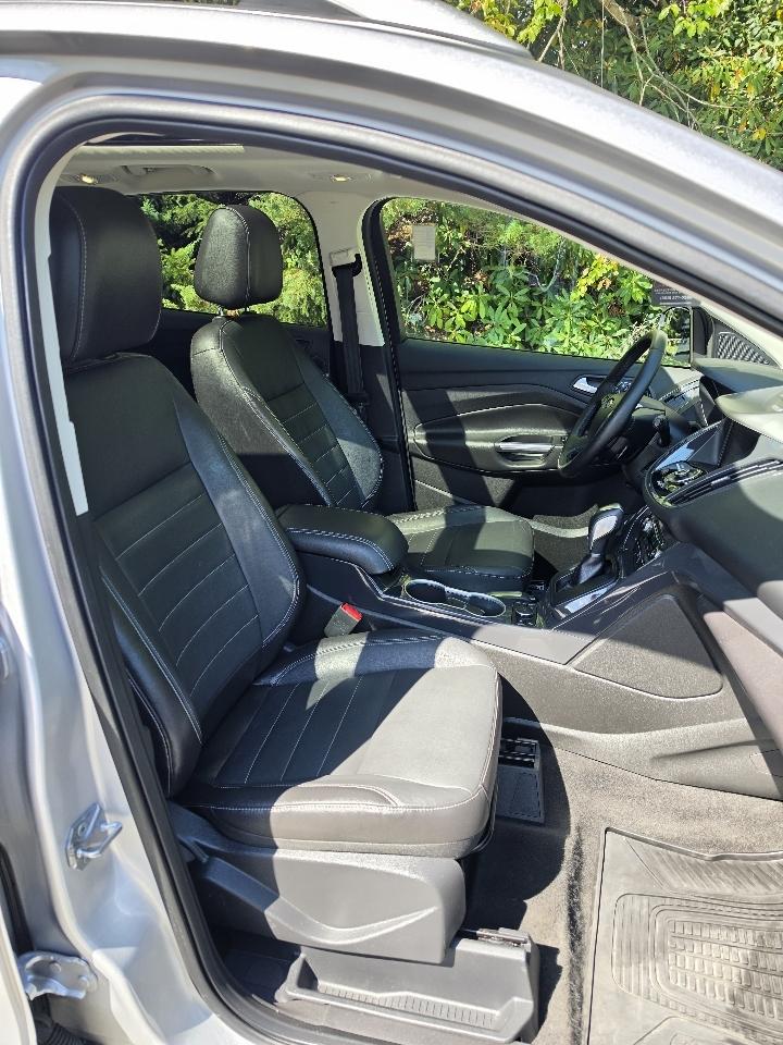 Ford Escape Titanium 4WD 2014