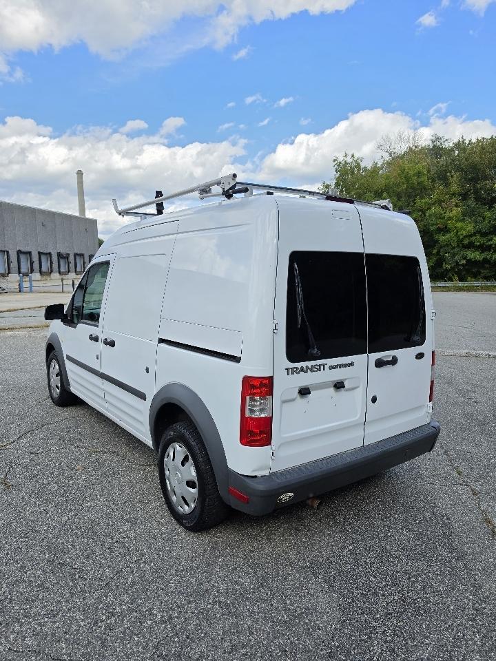 Ford Transit Connect XL with Side and Rear Door Glass 2010