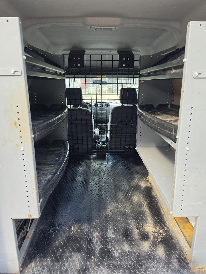 Ford Transit Connect XL with Side and Rear Door Glass 2010