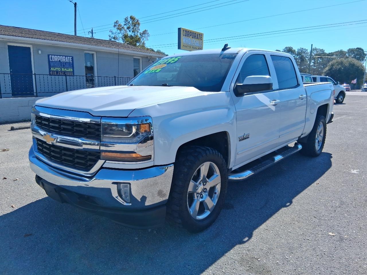 2018 Chevrolet Silverado 1500 4WD Crew Cab 153.0" LT w/1LT