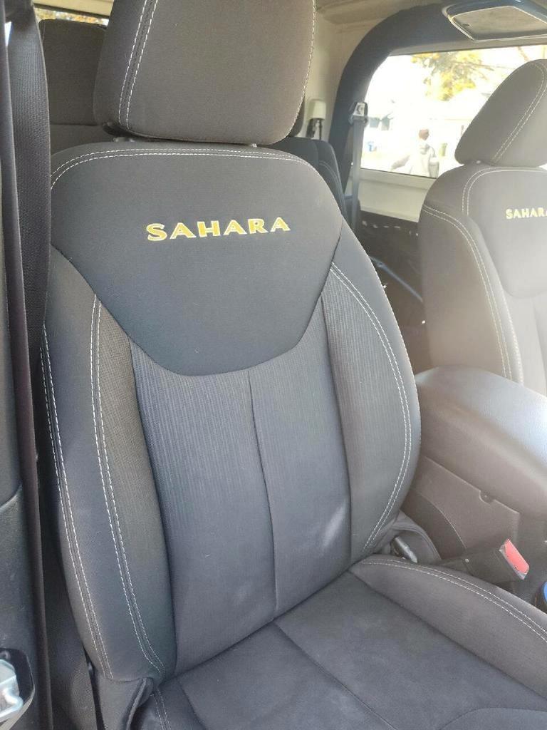 Jeep Wrangler Sahara 4WD 2015