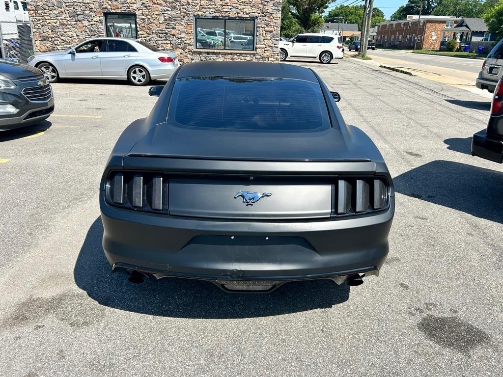 Ford Mustang EcoBoost Coupe 2015
