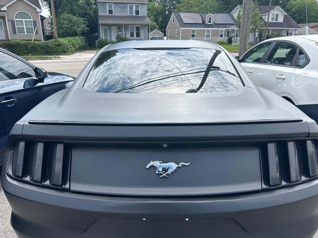 Ford Mustang EcoBoost Coupe 2015