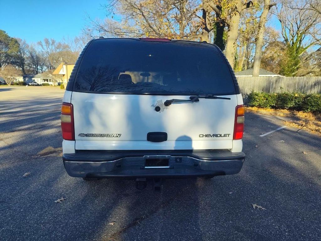 Chevrolet Suburban 2500 4WD 2003