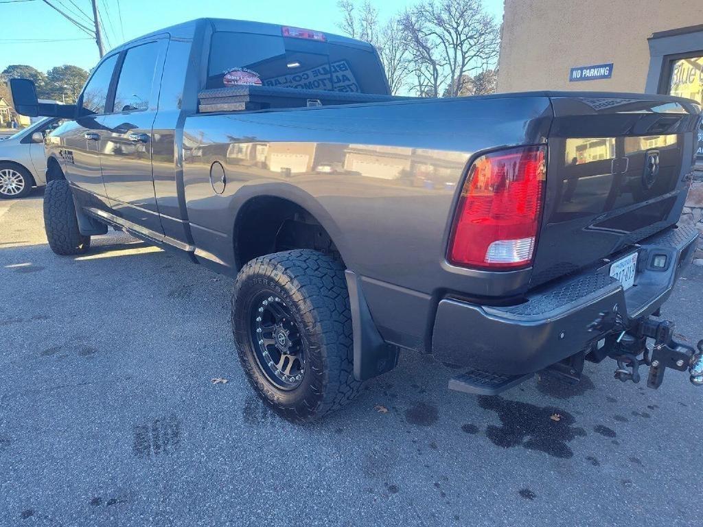 RAM 3500 SLT Mega Cab 4WD 2016