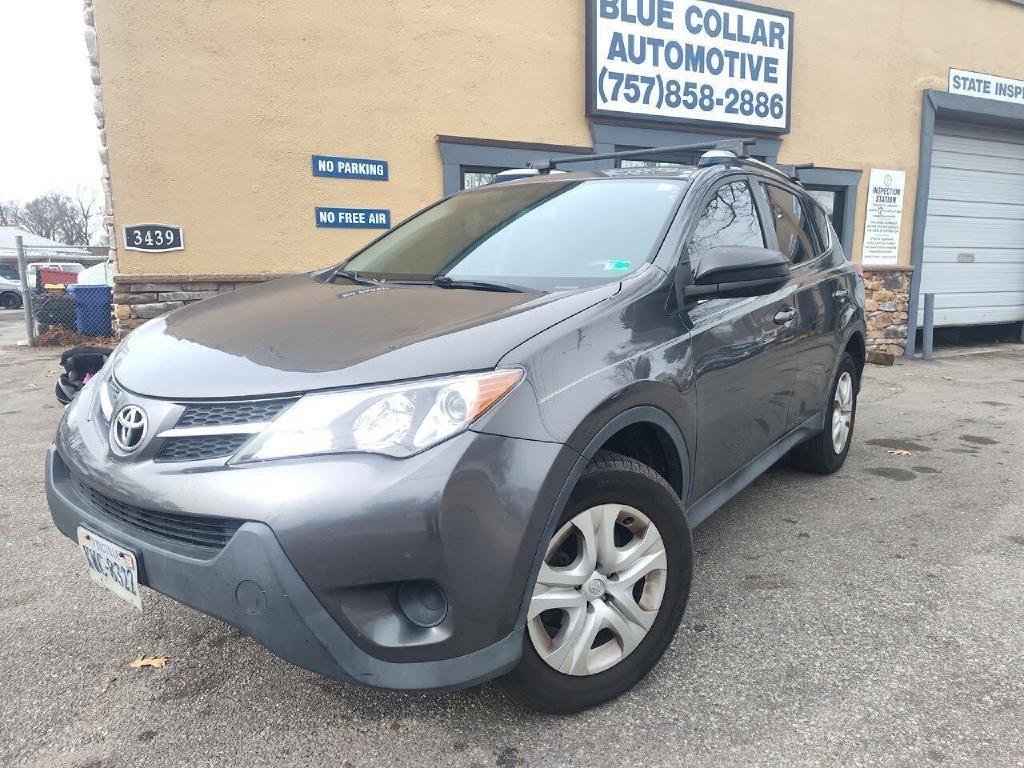 Toyota RAV4 LE AWD 2015