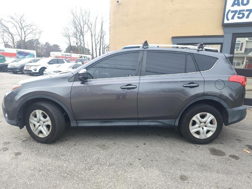 Toyota RAV4 LE AWD 2015
