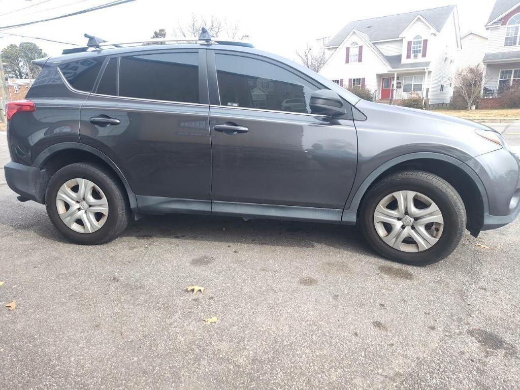 Toyota RAV4 LE AWD 2015