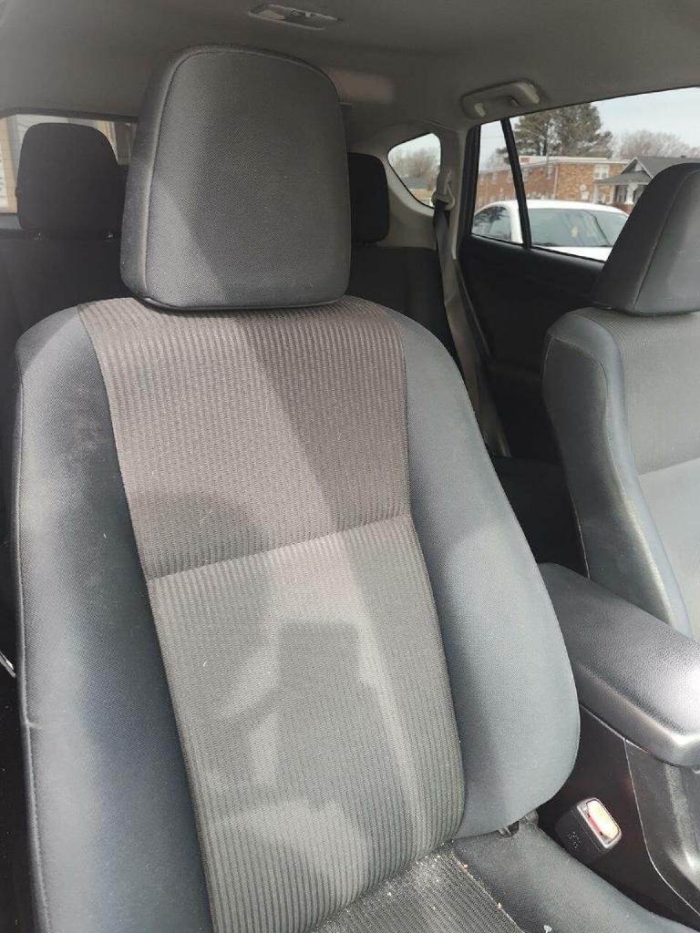 Toyota RAV4 LE AWD 2015