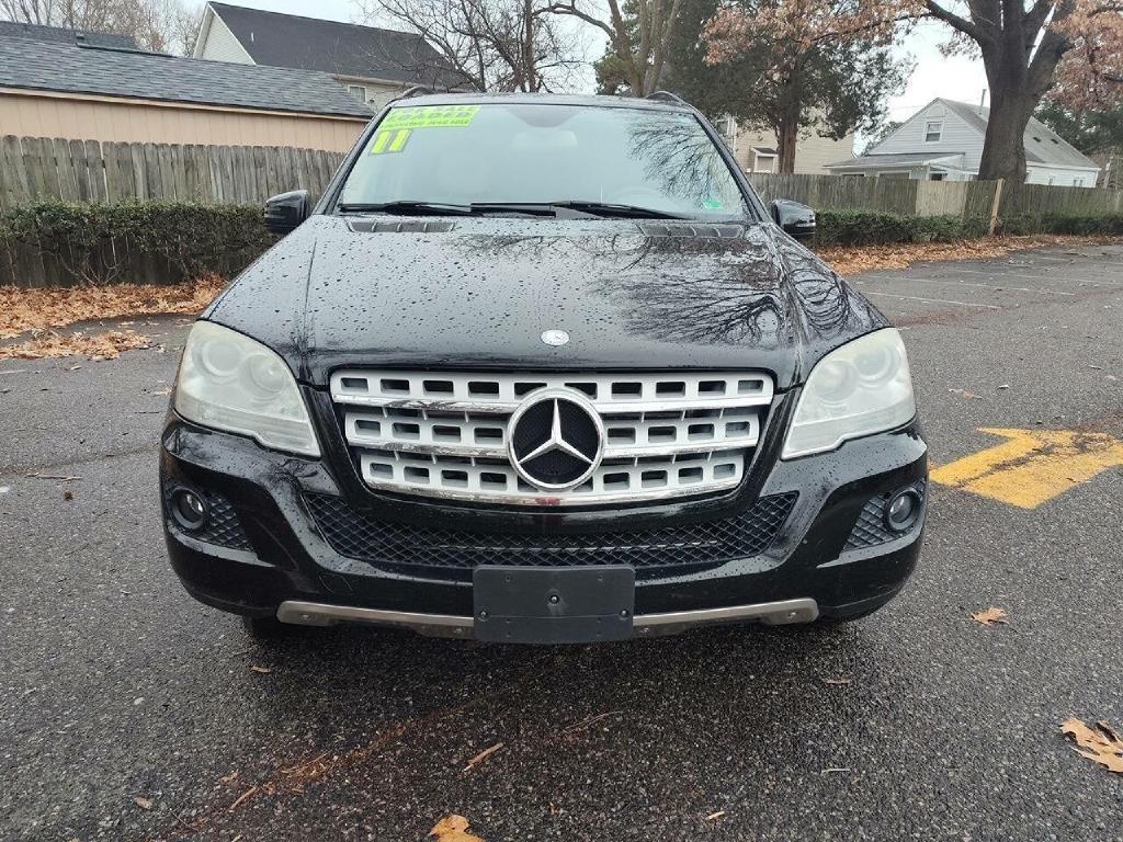 Mercedes-Benz M-Class ML350 BlueTEC 2011