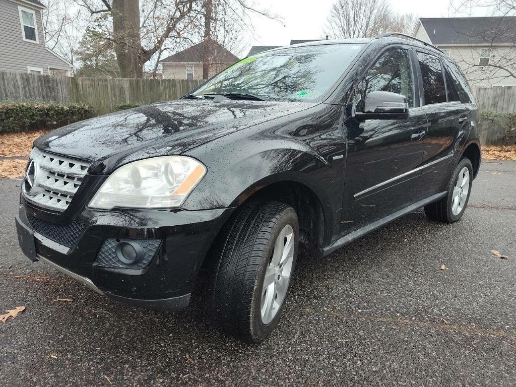 Mercedes-Benz M-Class ML350 BlueTEC 2011