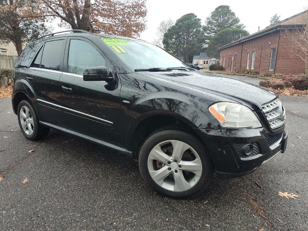Mercedes-Benz M-Class ML350 BlueTEC 2011