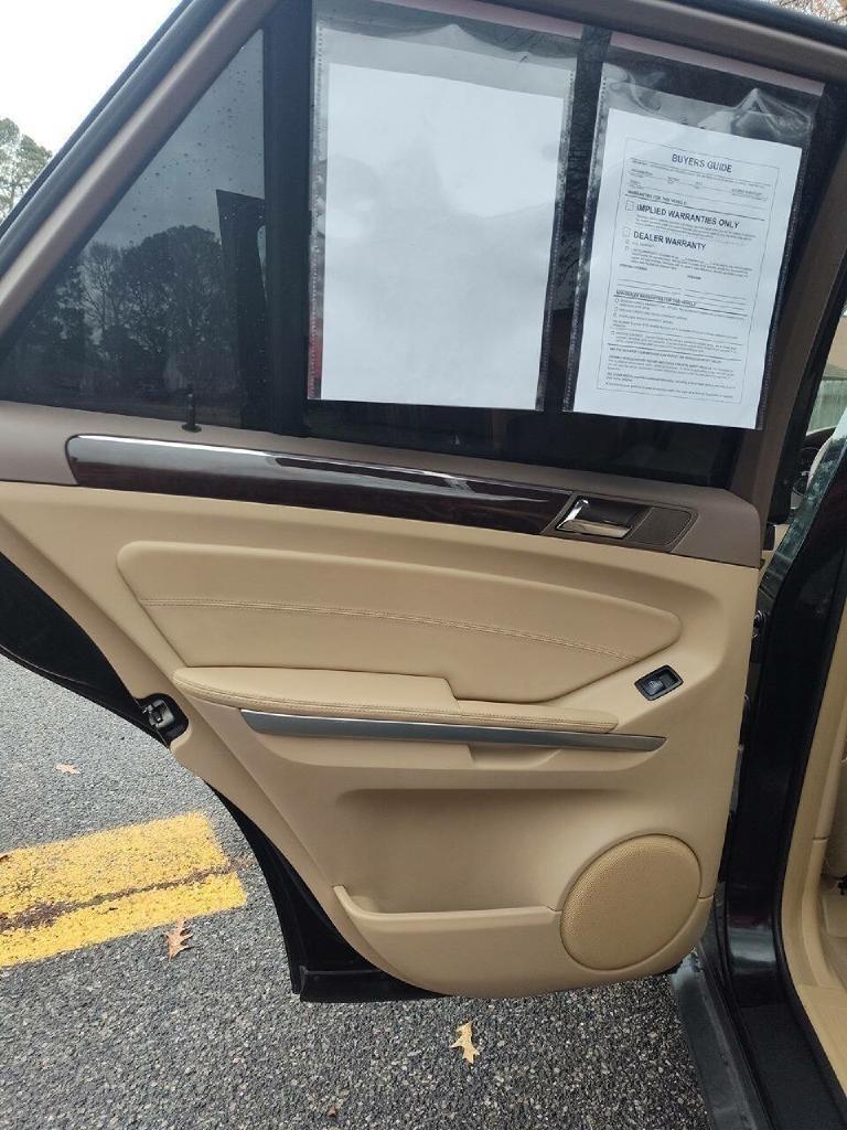 Mercedes-Benz M-Class ML350 BlueTEC 2011