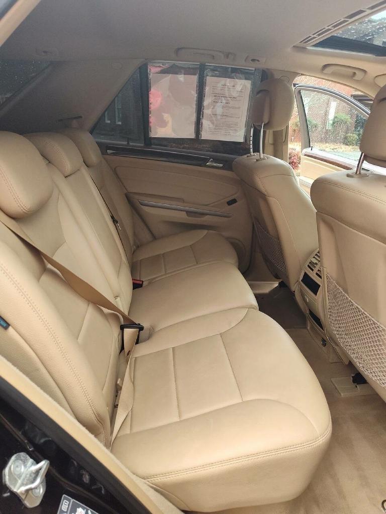 Mercedes-Benz M-Class ML350 BlueTEC 2011