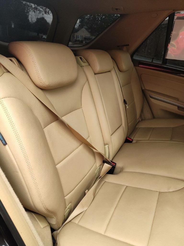 Mercedes-Benz M-Class ML350 BlueTEC 2011