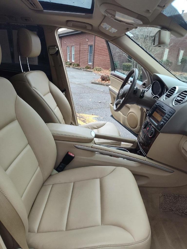 Mercedes-Benz M-Class ML350 BlueTEC 2011
