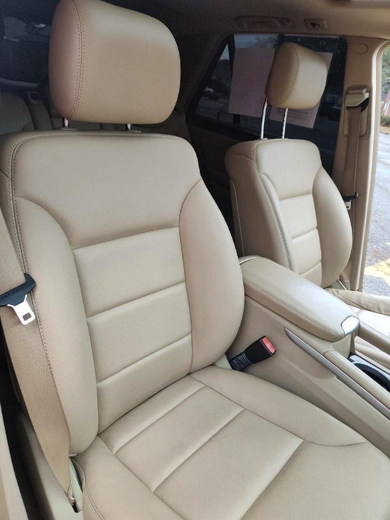 Mercedes-Benz M-Class ML350 BlueTEC 2011