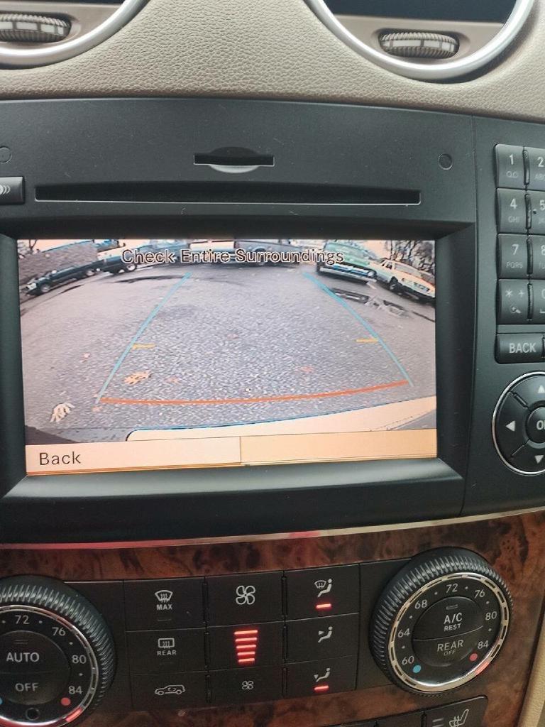 Mercedes-Benz M-Class ML350 BlueTEC 2011
