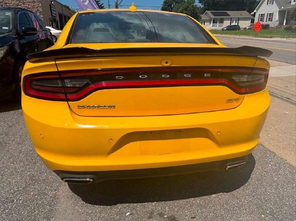 Dodge Charger SXT Plus 2018