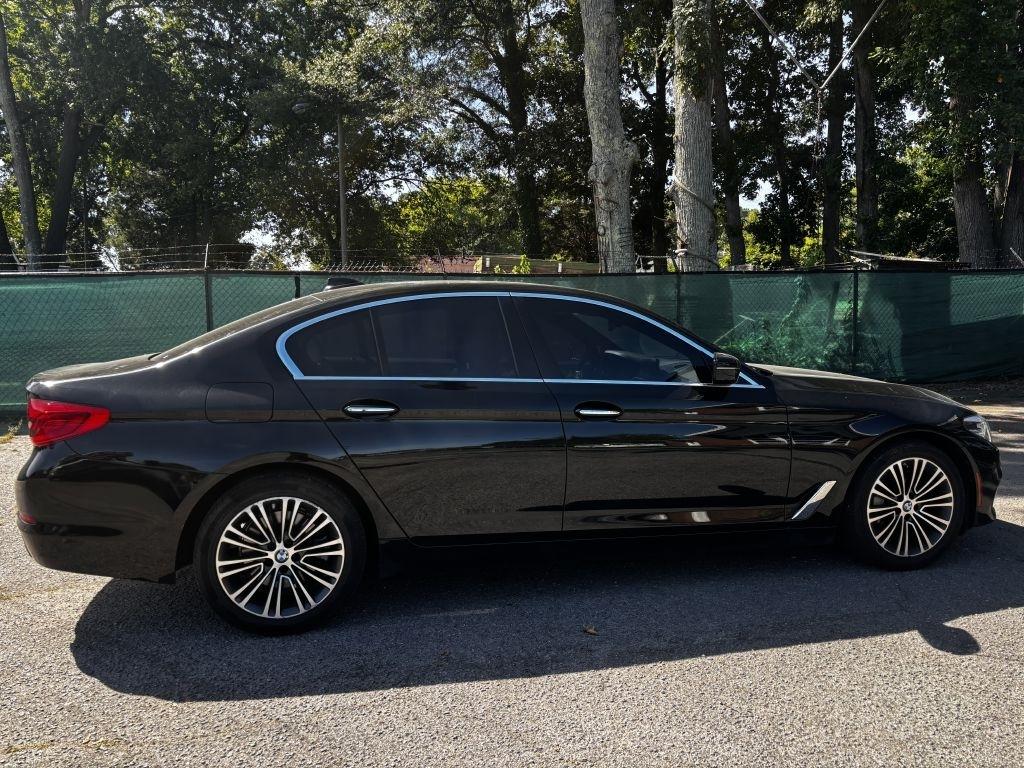 BMW 5-Series 530i 2018