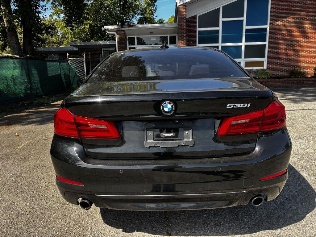 BMW 5-Series 530i 2018