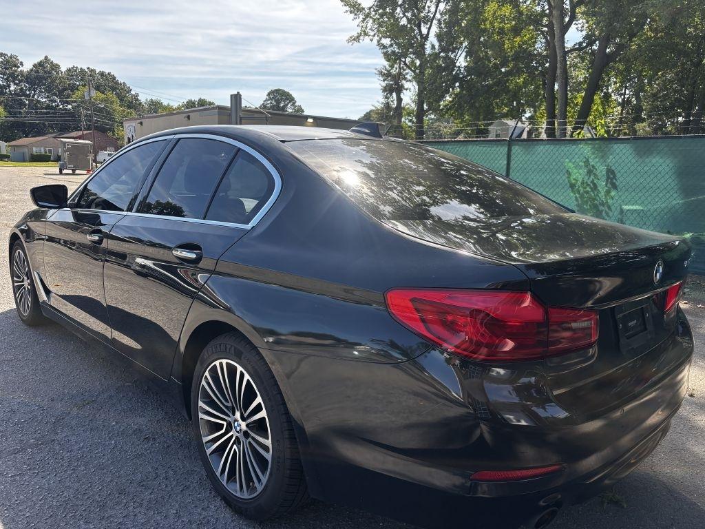 BMW 5-Series 530i 2018