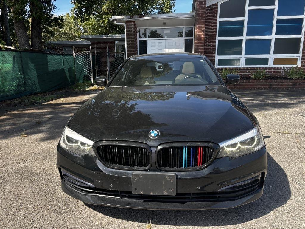 BMW 5-Series 530i 2018