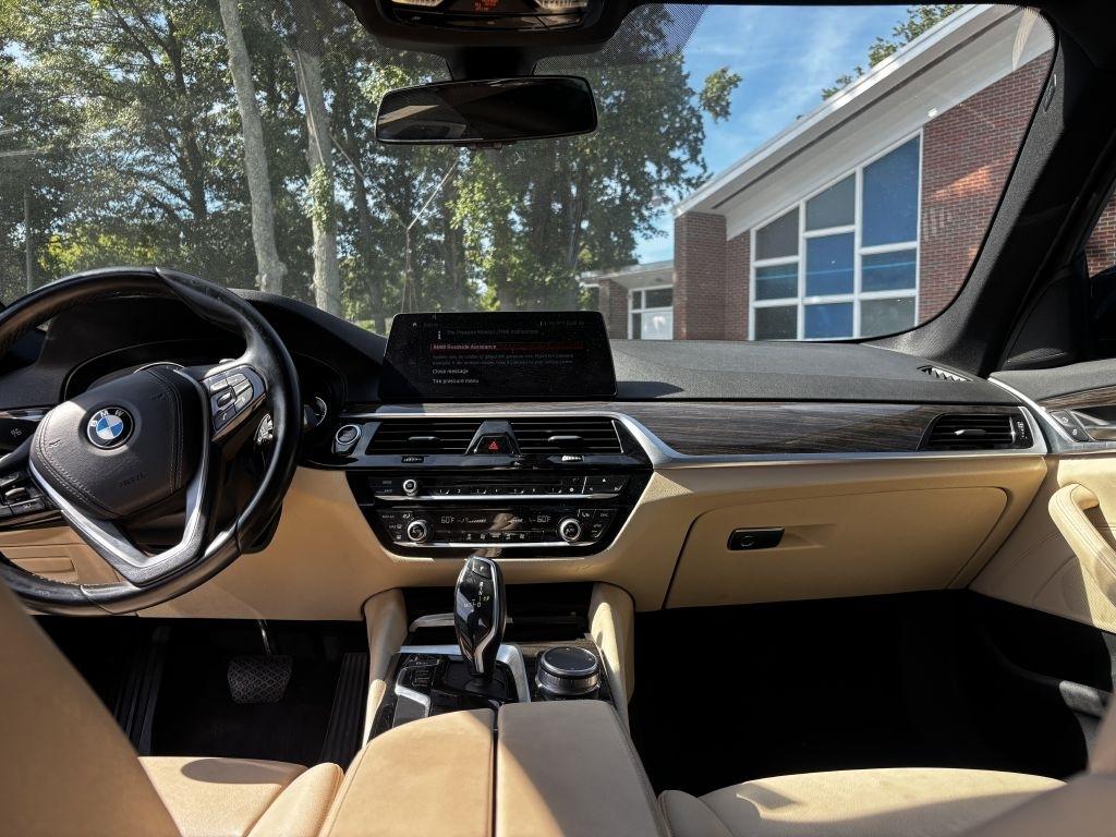 BMW 5-Series 530i 2018