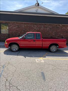 1997 Chevrolet S10 Pickup LS Ext. Cab 2WD