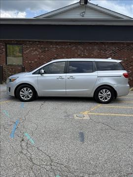 2016 Kia Sedona L