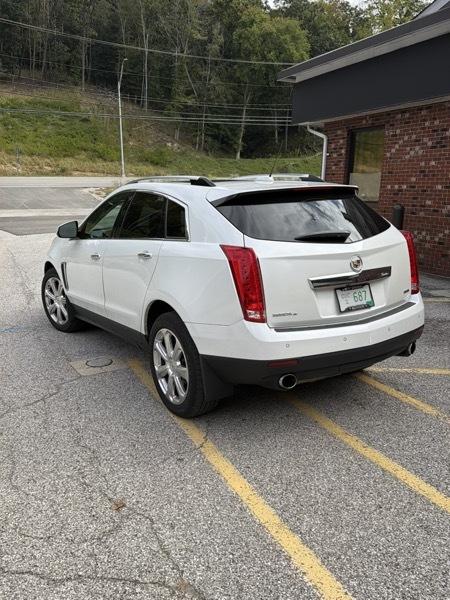 Cadillac SRX photo 5