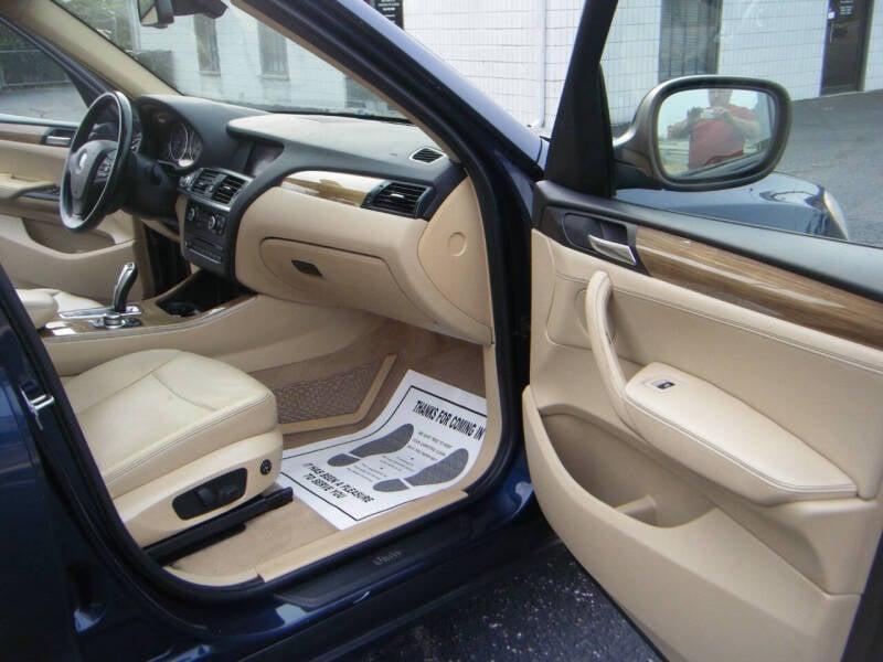 BMW X3 xDrive28i 2011